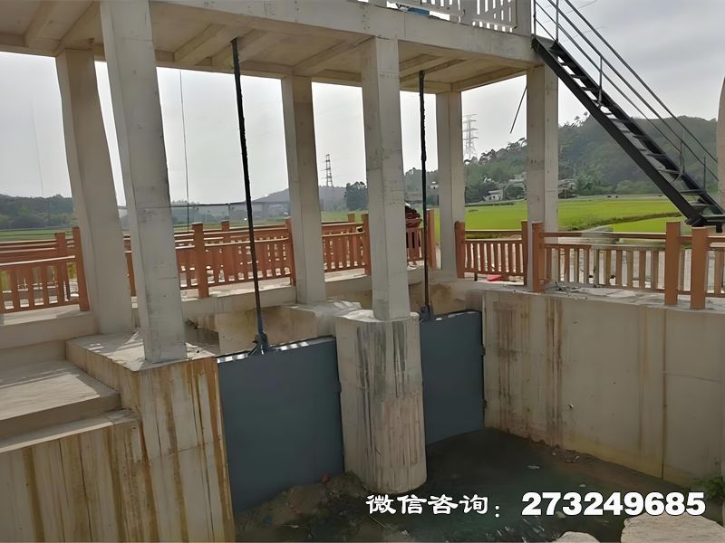 博爾塔拉州生態(tài)補(bǔ)水工程閘門